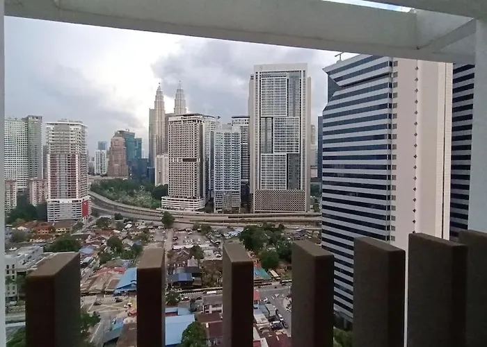 Col 171B Klcc Balcony View & Infinity Pool