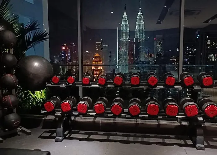 Col 171B Klcc Balcony View & Infinity Pool