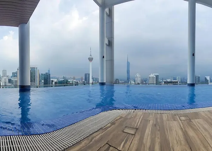 Col 171B Klcc Balcony View & Infinity Pool