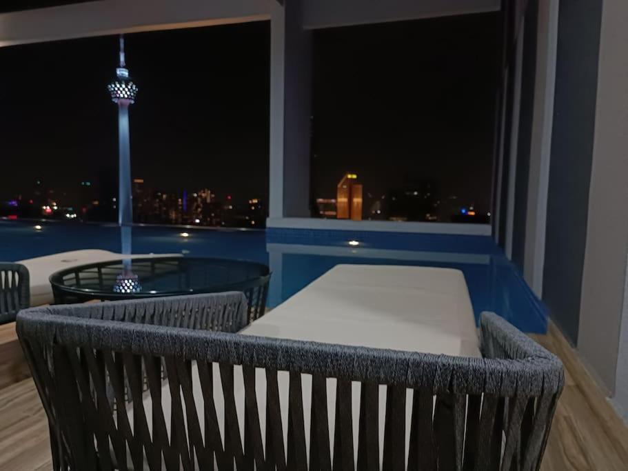 Apartment Col 171b Klcc Balcony View & Infinity Pool Kuala Lumpur